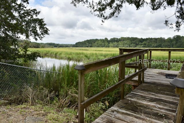 14 Stoney Landing Rd, Bluffton, SC 29910