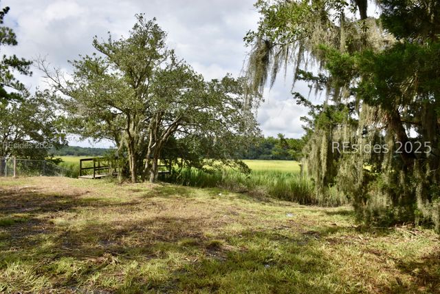 14 Stoney Landing Rd, Bluffton, SC 29910