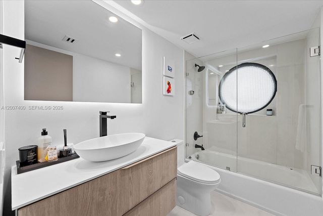3640 Yacht Club Drive 310, Aventura, FL 33180