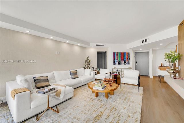 3640 Yacht Club Drive 310, Aventura, FL 33180