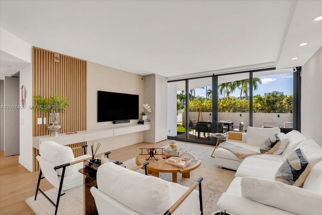 3640 Yacht Club Drive 310, Aventura, FL 33180