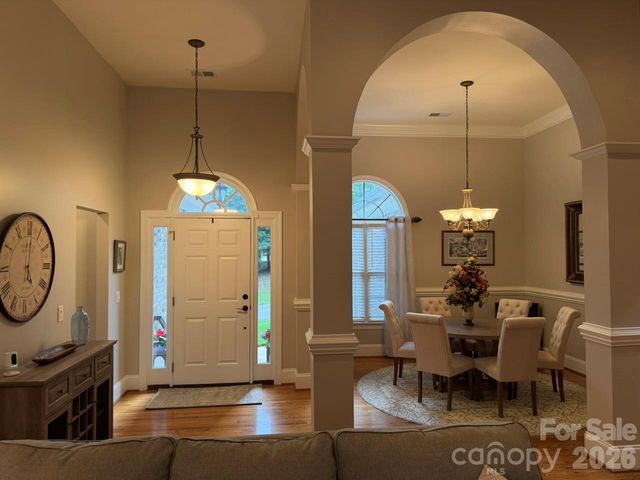914 Players Ridge Road, Hickory, NC 28601