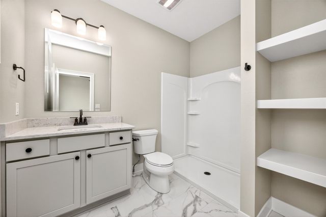 4640 Centennial Boulevard, Urbandale, IA 50323