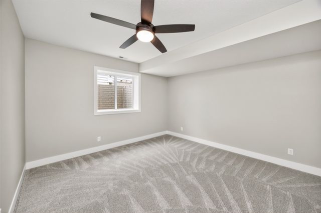 4640 Centennial Boulevard, Urbandale, IA 50323