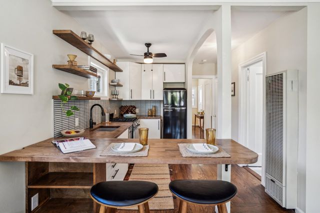 3577 Brookdale Avenue, Oakland, CA 94619