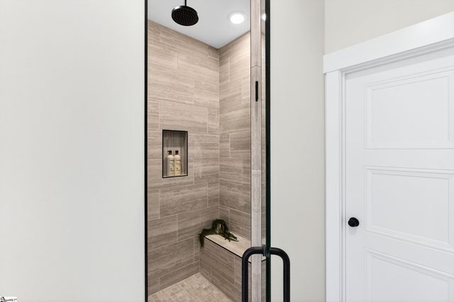 61 Mccauley Lane, Travelers Rest, SC 29690