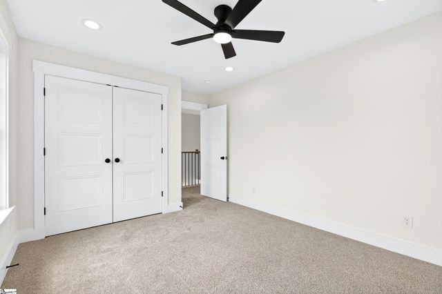 61 Mccauley Lane, Travelers Rest, SC 29690