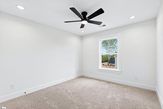 61 Mccauley Lane, Travelers Rest, SC 29690