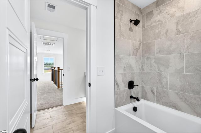 61 Mccauley Lane, Travelers Rest, SC 29690