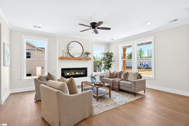 61 Mccauley Lane, Travelers Rest, SC 29690