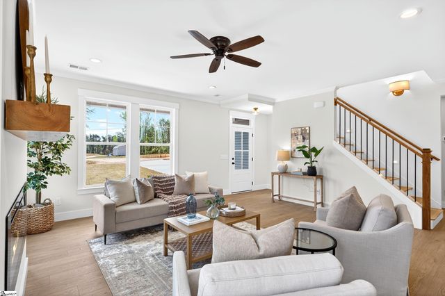 61 Mccauley Lane, Travelers Rest, SC 29690