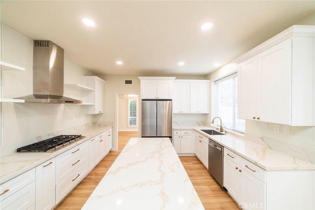 20325 Via Almeria, Yorba Linda, CA 92887