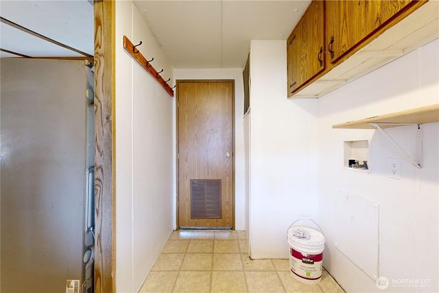 976 NE Dawson Avenue, College Place, WA 99324