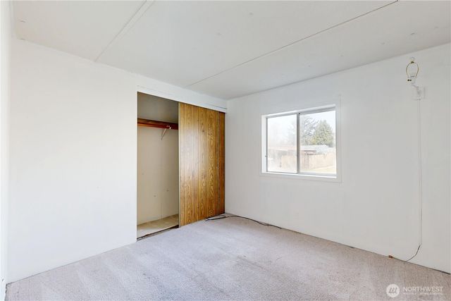 976 NE Dawson Avenue, College Place, WA 99324