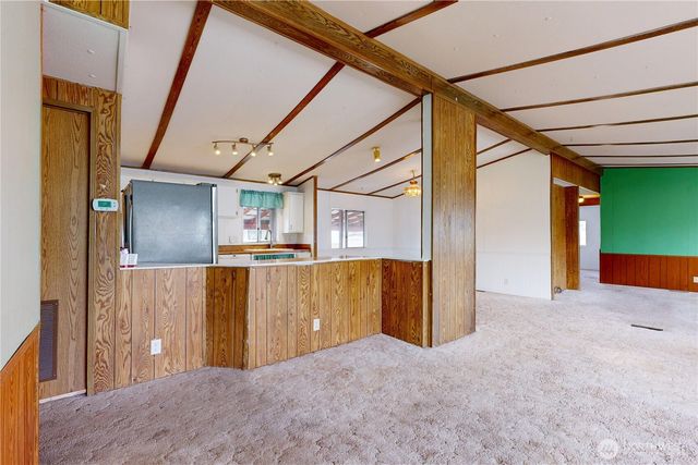 976 NE Dawson Avenue, College Place, WA 99324