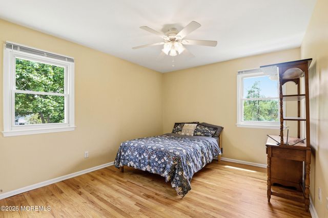 11 Hiland Drive, Hillsborough, NJ 08844