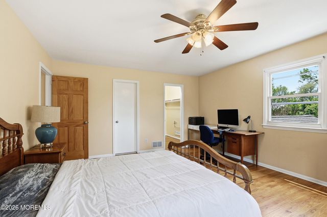 11 Hiland Drive, Hillsborough, NJ 08844