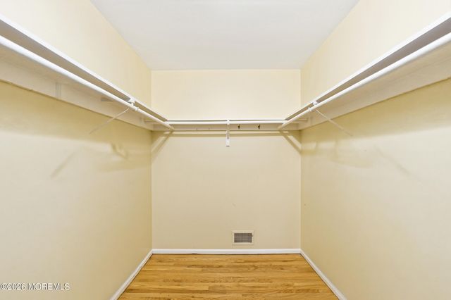 11 Hiland Drive, Hillsborough, NJ 08844