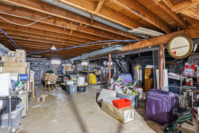 11 Hiland Drive, Hillsborough, NJ 08844