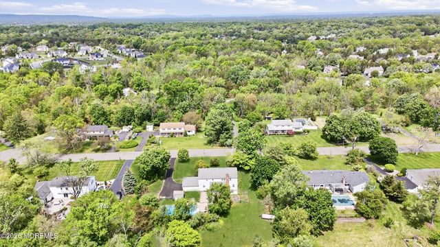 11 Hiland Drive, Hillsborough, NJ 08844
