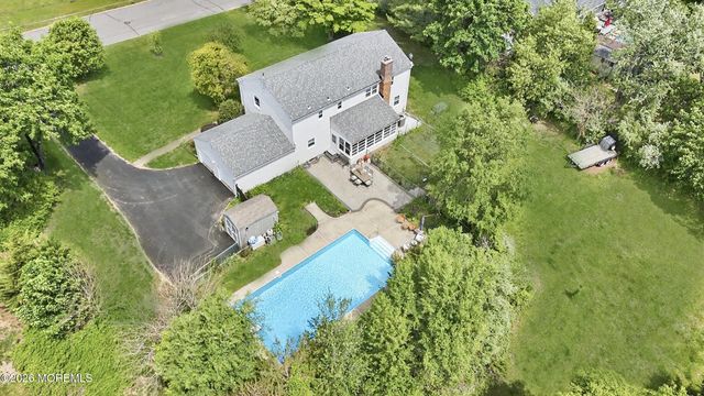 11 Hiland Drive, Hillsborough, NJ 08844