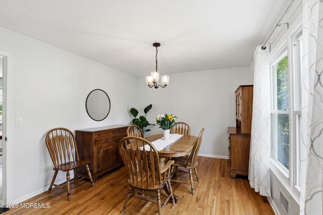 11 Hiland Drive, Hillsborough, NJ 08844