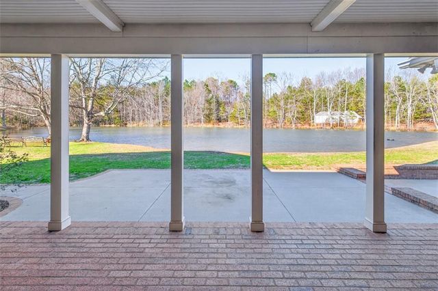 6725 EUBANKS CREEK Drive, Clermont, GA 30527