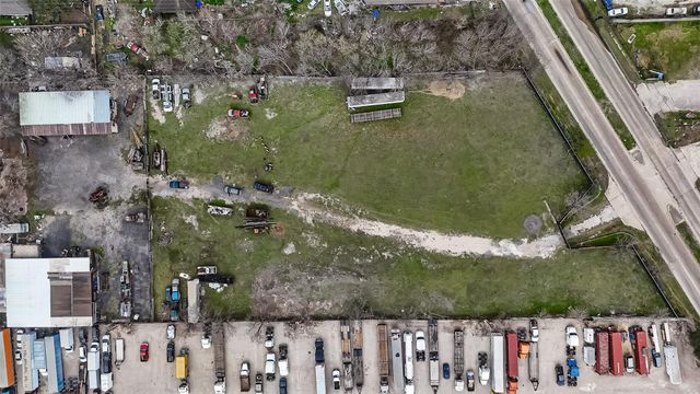1760 Allen Genoa Road, Houston, TX 77017