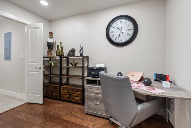 411 W 7th Street 806, Fort Worth, TX 76102