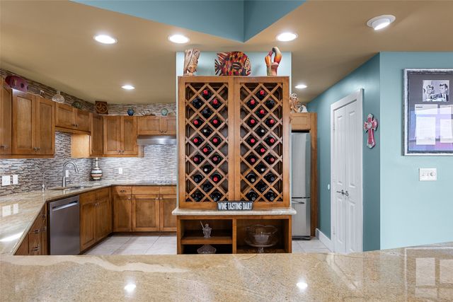 411 W 7th Street 806, Fort Worth, TX 76102