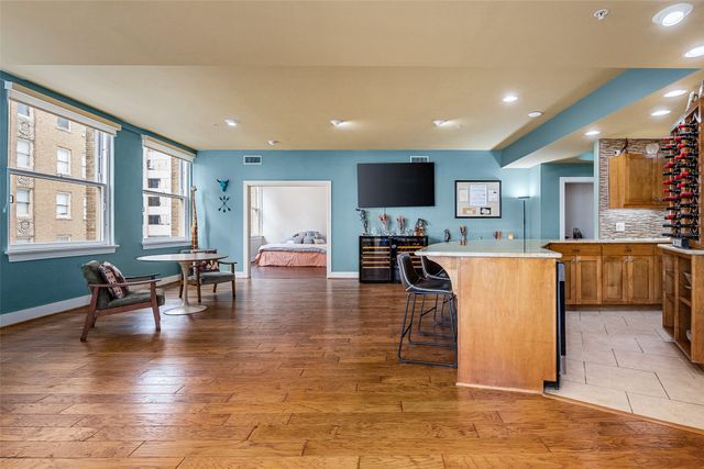 411 W 7th Street 806, Fort Worth, TX 76102