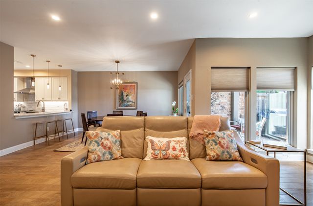 12423 Montego Plaza, Dallas, TX 75230