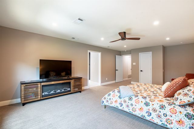 12423 Montego Plaza, Dallas, TX 75230