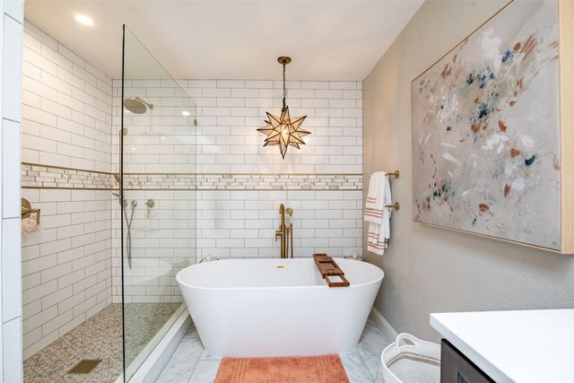 12423 Montego Plaza, Dallas, TX 75230