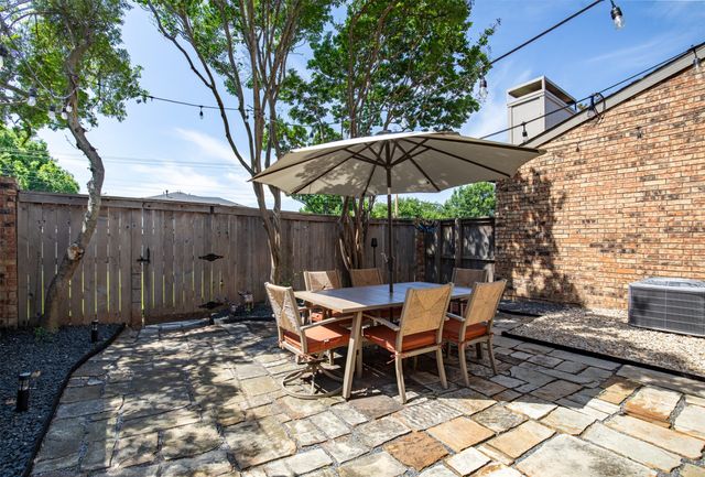 12423 Montego Plaza, Dallas, TX 75230