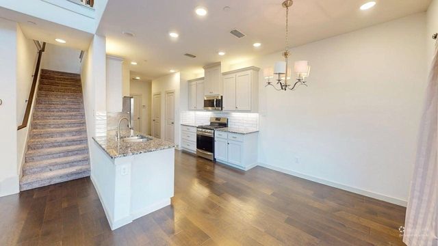 2733 Starburst Drive, Little Elm, TX 75068