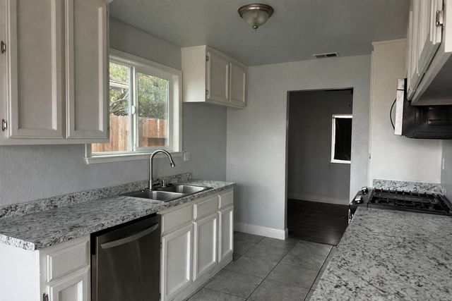 3539 Hiawatha Way, Antelope, CA 95843