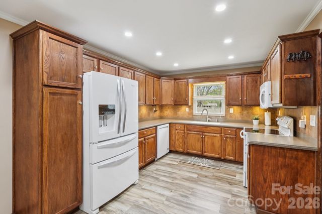 9202 Elgin Drive, Charlotte, NC 28214