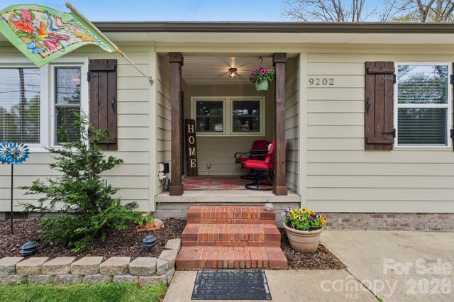 9202 Elgin Drive, Charlotte, NC 28214