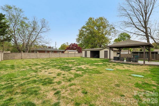 9202 Elgin Drive, Charlotte, NC 28214