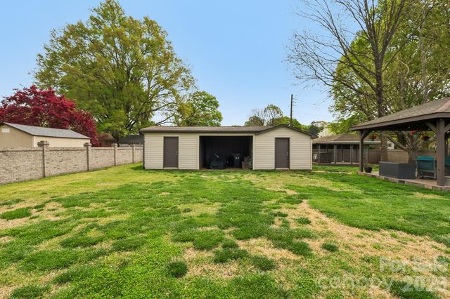 9202 Elgin Drive, Charlotte, NC 28214