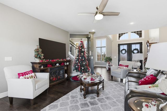 5894 S Castlebay Drive, Springfield, MO 65809