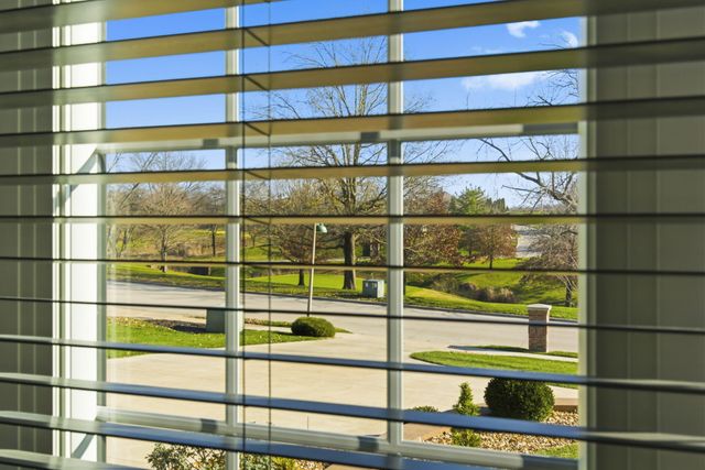 5894 S Castlebay Drive, Springfield, MO 65809