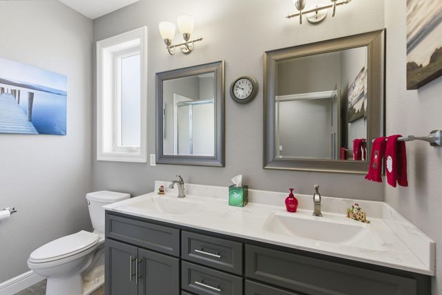 5894 S Castlebay Drive, Springfield, MO 65809