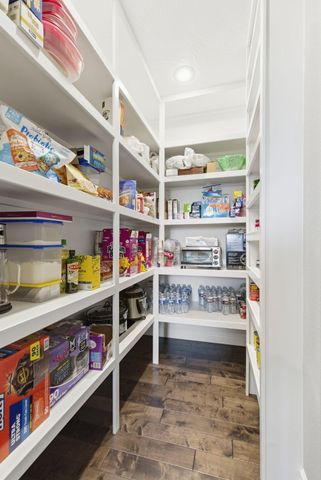 5894 S Castlebay Drive, Springfield, MO 65809