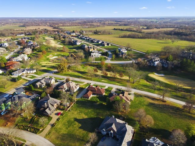 5894 S Castlebay Drive, Springfield, MO 65809