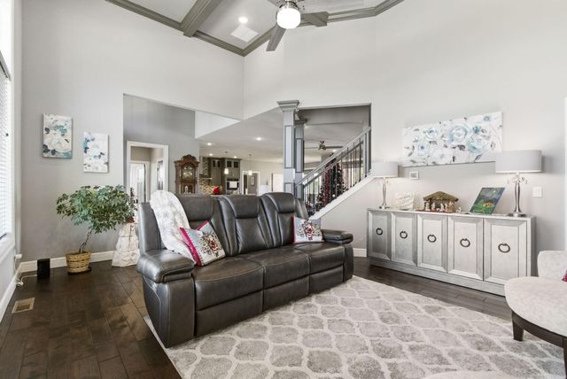 5894 S Castlebay Drive, Springfield, MO 65809