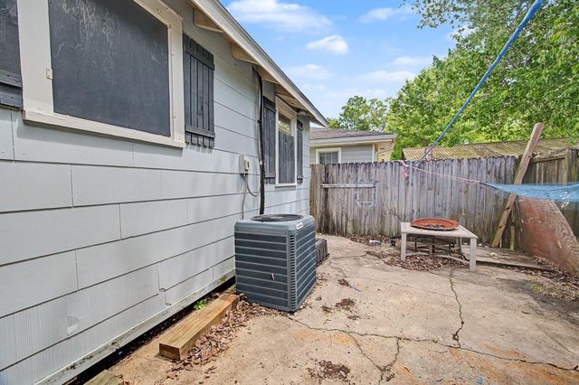 306 Bradford St, Thibodaux, LA 70301