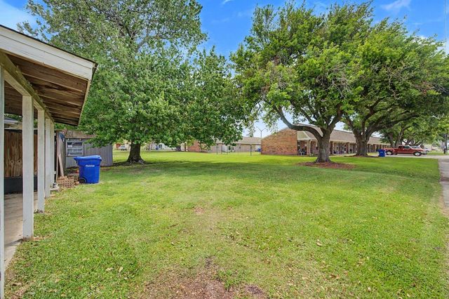306 Bradford St, Thibodaux, LA 70301