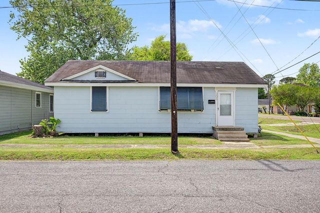 306 Bradford St, Thibodaux, LA 70301